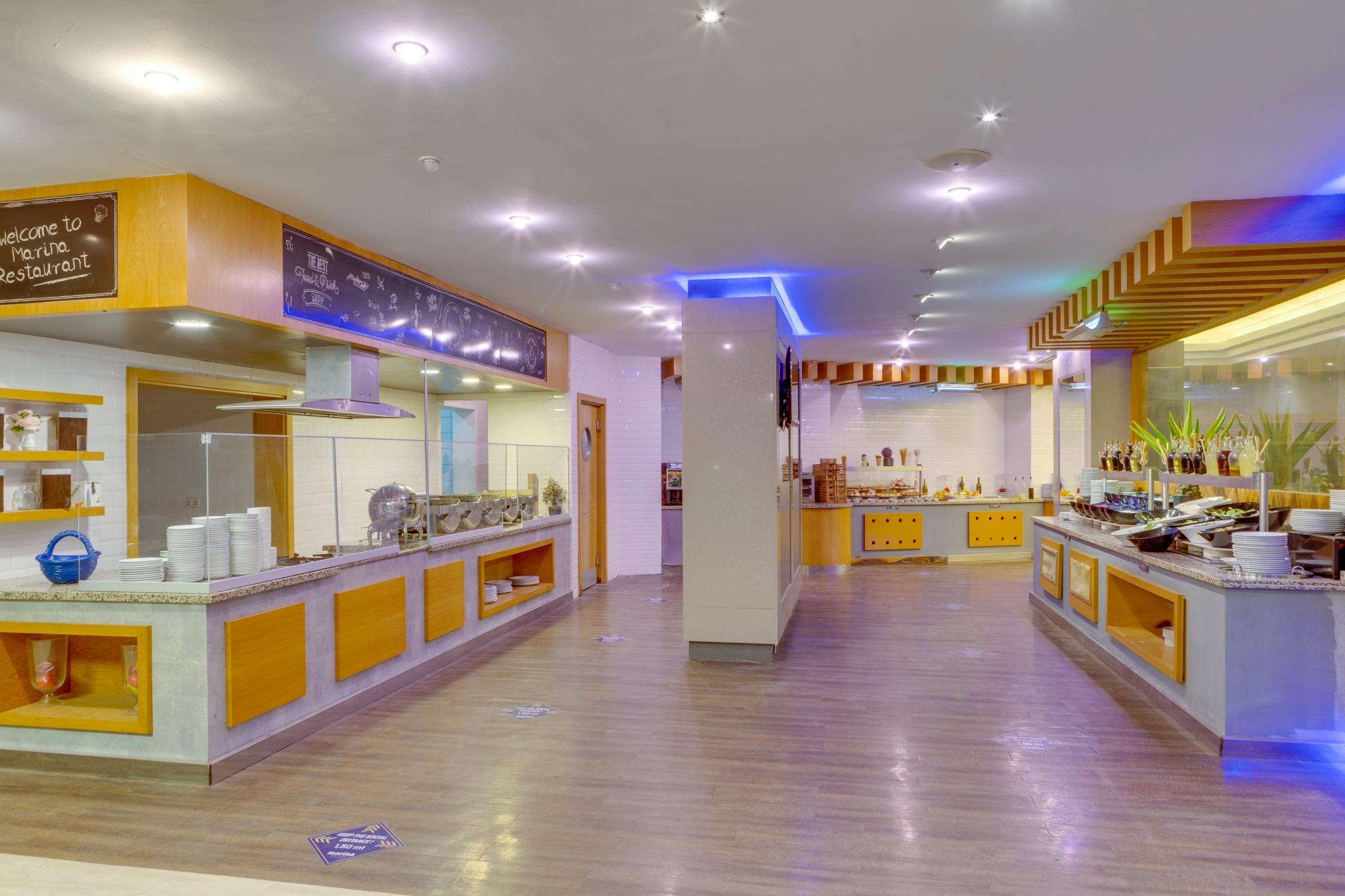 库萨达斯滨海套房酒店 外观 照片