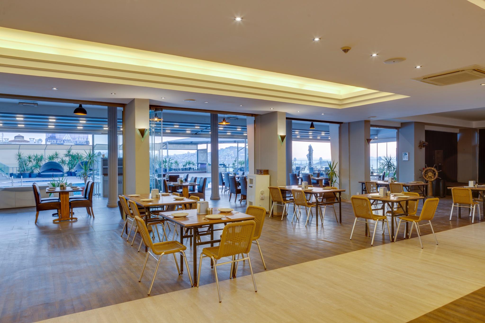 库萨达斯滨海套房酒店 外观 照片